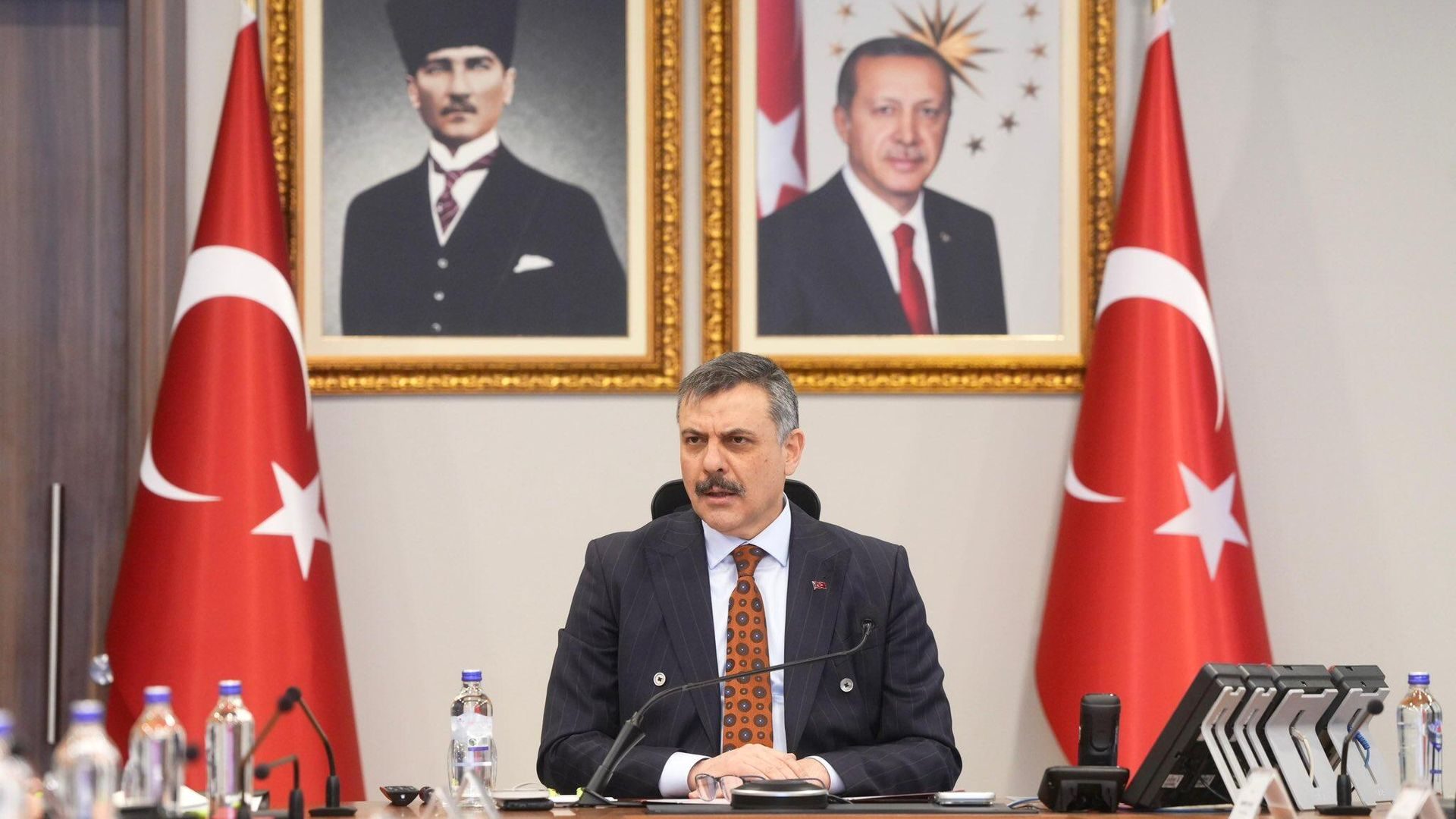 Suriye Cumhurbaşkanı Ahmed Şara, son krizi analiz ederek durumu değerlendirdi.