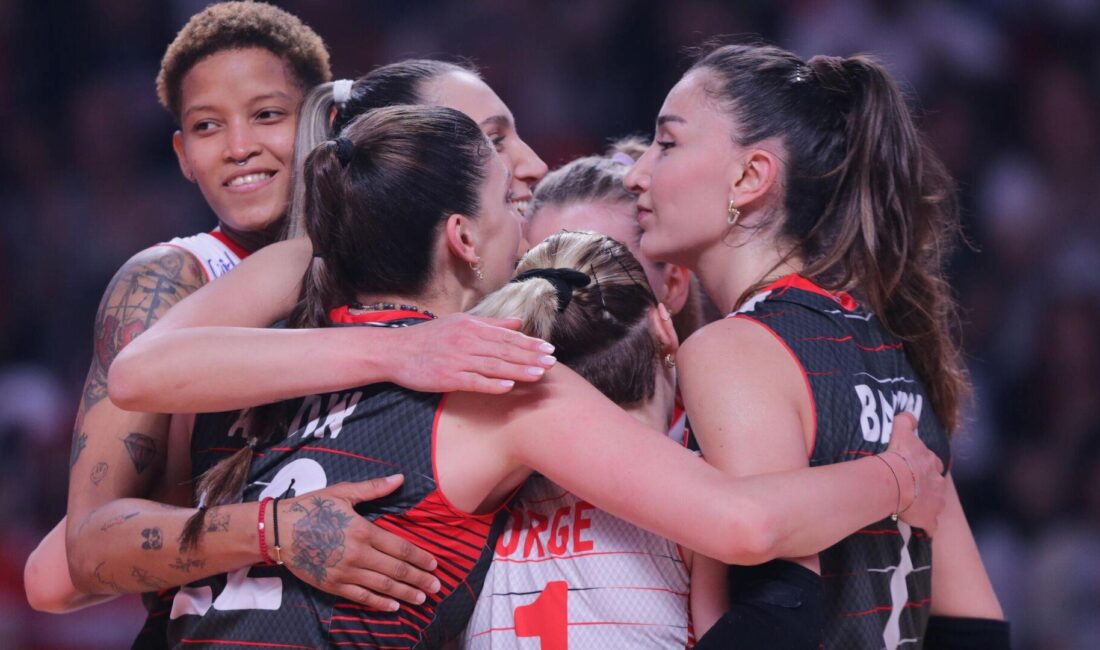 Türkiye Voleybol Takımı, Dominik Cumhuriyeti'ni yenerek güçlü bir başlangıç yaptı.