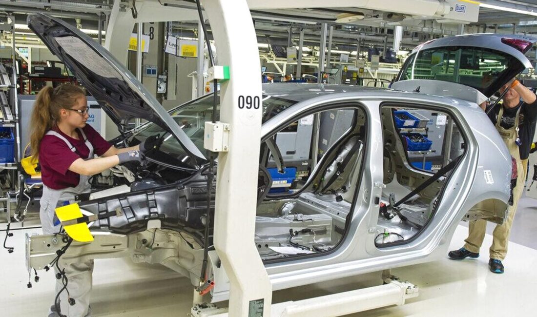 Volkswagen, Almanya'da geniş çaplı yeniden yapılanma sürecine giriyor. Güncel gelişmeleri