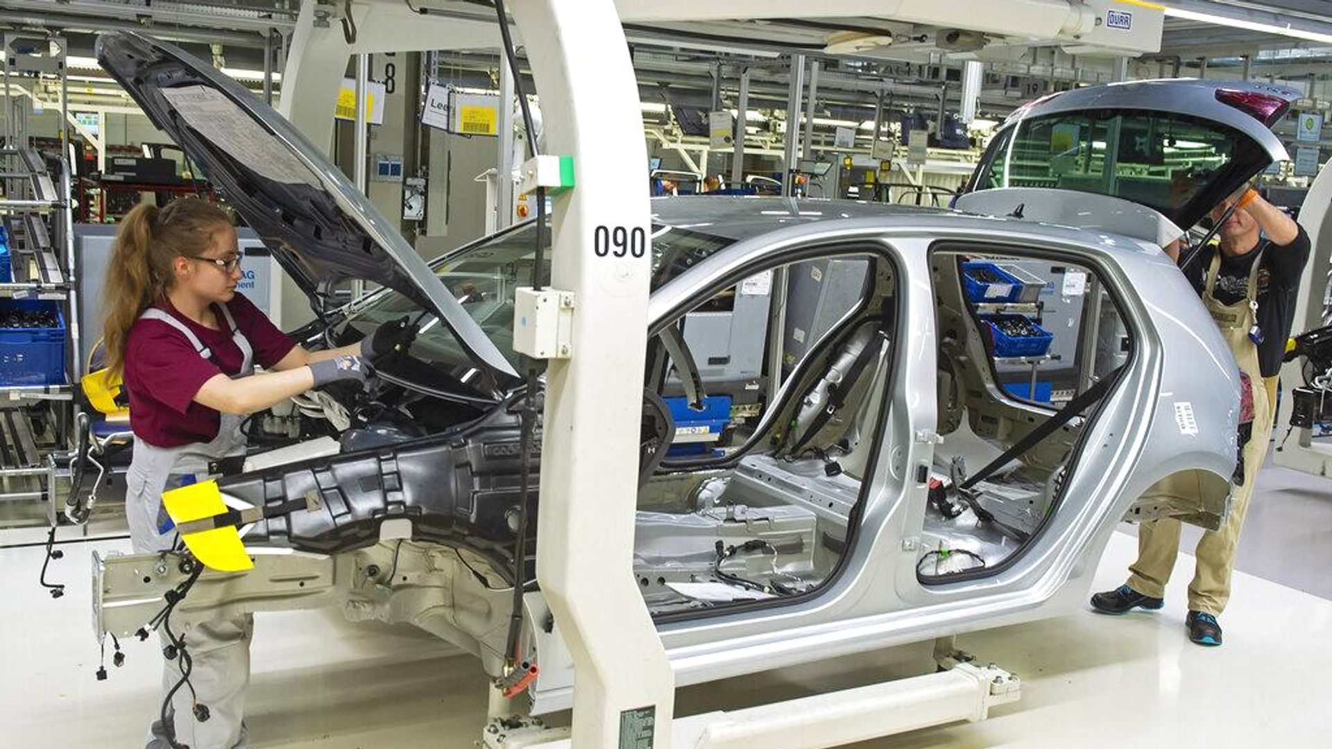 Volkswagen, Almanya'da geniş çaplı yeniden yapılanma sürecine giriyor. Güncel gelişmeleri