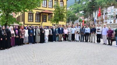 Yıldırım Belediyesi'nin gençlere yönelik eğitim programlarıyla kişisel ve mesleki gelişimlerine