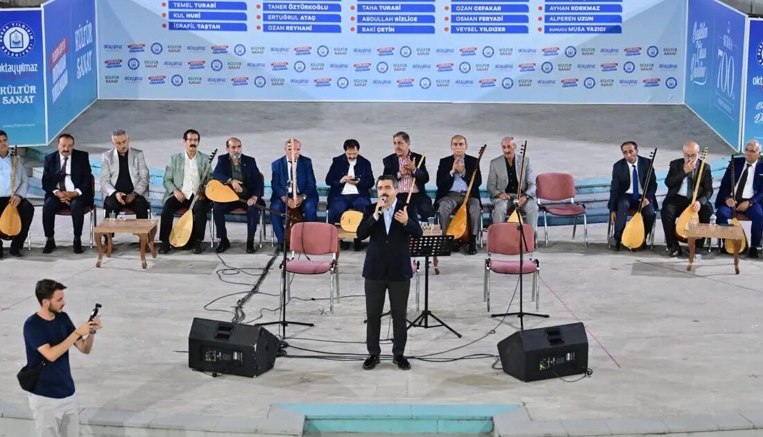 Yıldırım'da düzenlenen Aşıklık Geleneği kutlamasıyla Türk kültürünün önemli bir parçası