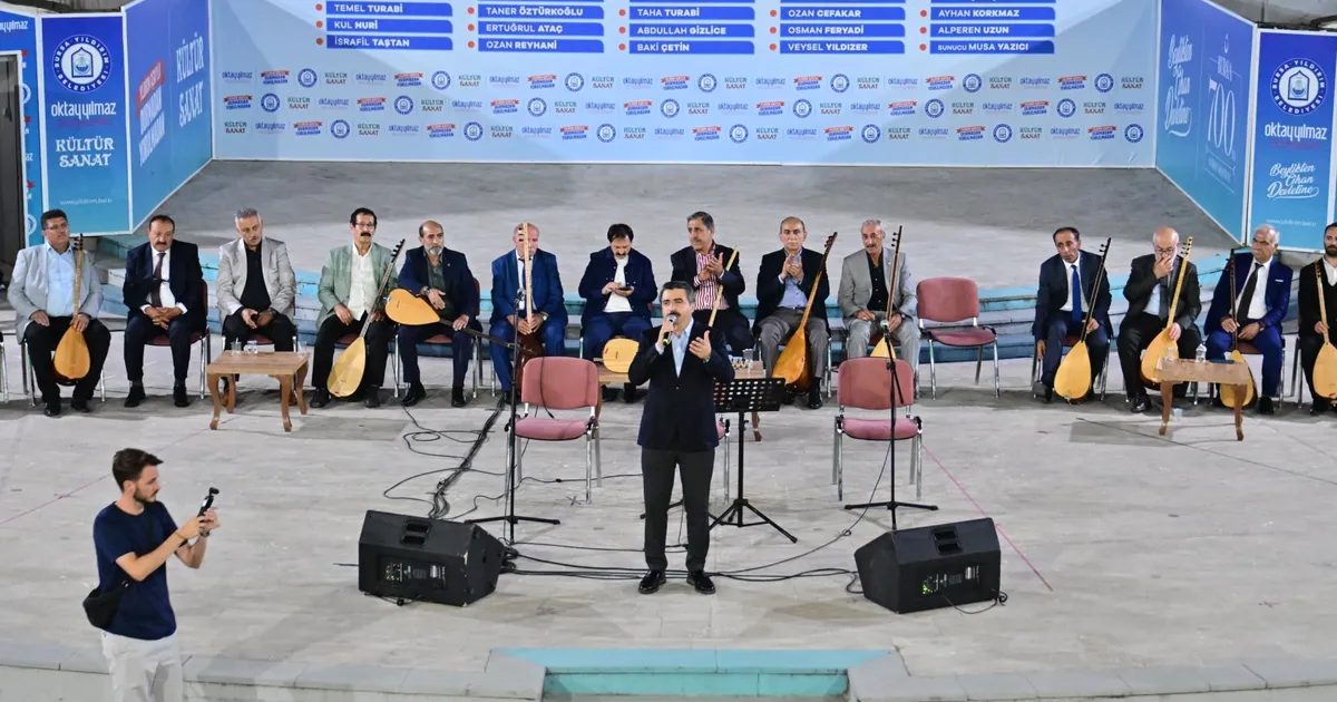 Yıldırım'da düzenlenen Aşıklık Geleneği kutlamasıyla Türk kültürünün önemli bir parçası