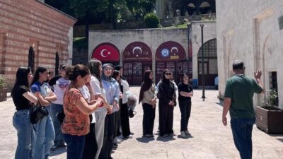 Yıldırım'da gençlerimiz tarihi yolculuğunda, kültürel ve tarihî zenginlikleri yakından tanıma
