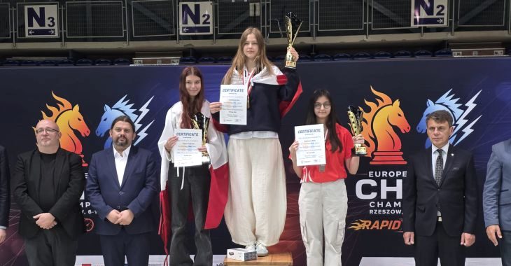 Bursa Büyükşehir Belediyesporlu Arya Aydoğan, Polonya'da gerçekleştirilen 25. Avrupa Yaş
