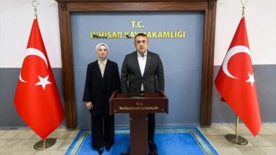 Bursa Bozüyük'te meydana gelen trafik kazasında 3 kişi yaralandı. Olayla