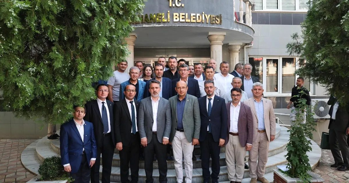 Bursa Büyükşehir Belediyesi, yeni projeleri detaylı şekilde değerlendirdi ve şehrin