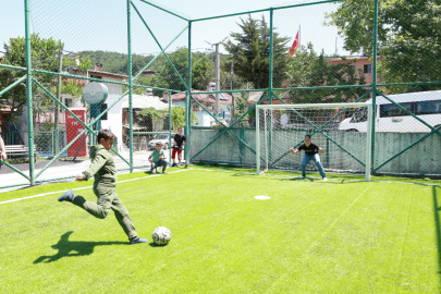 Bursa Güneybudaklar Mahallesi'nde Halı Saha Açılışı