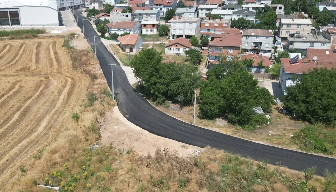 Bursa İnegöl'de asfalt çalışmaları hız kazandı. İlçe genelinde ulaşımda konfor