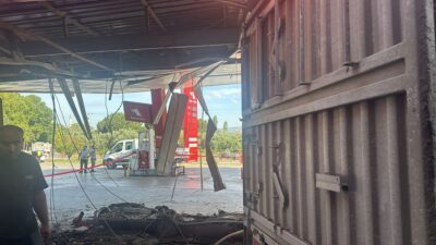 Bursa İznik'te meydana gelen TIR kazasında bir kişi hayatını kaybetti,