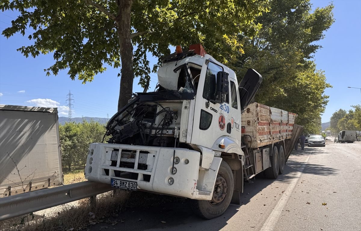 Bursa Kestel'de meydana gelen korkutucu trafik kazası hakkında detaylı bilgiler