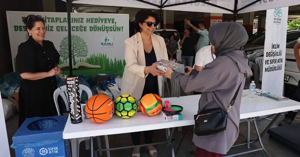Bursa Nilüfer ilçesinde düzenlenen kitap toplama kampanyasıyla eğitim ve kültür