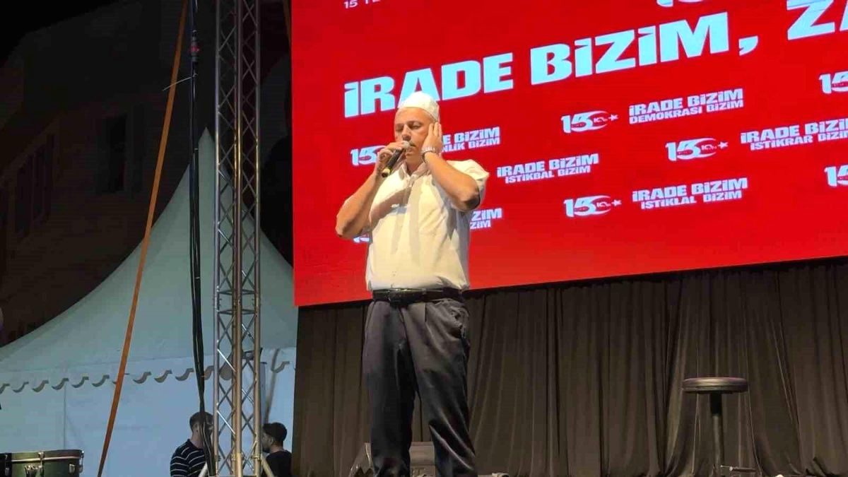 Bursa'da 15 Temmuz Demokrasi Günü anma programıyla milli iradeye sahip