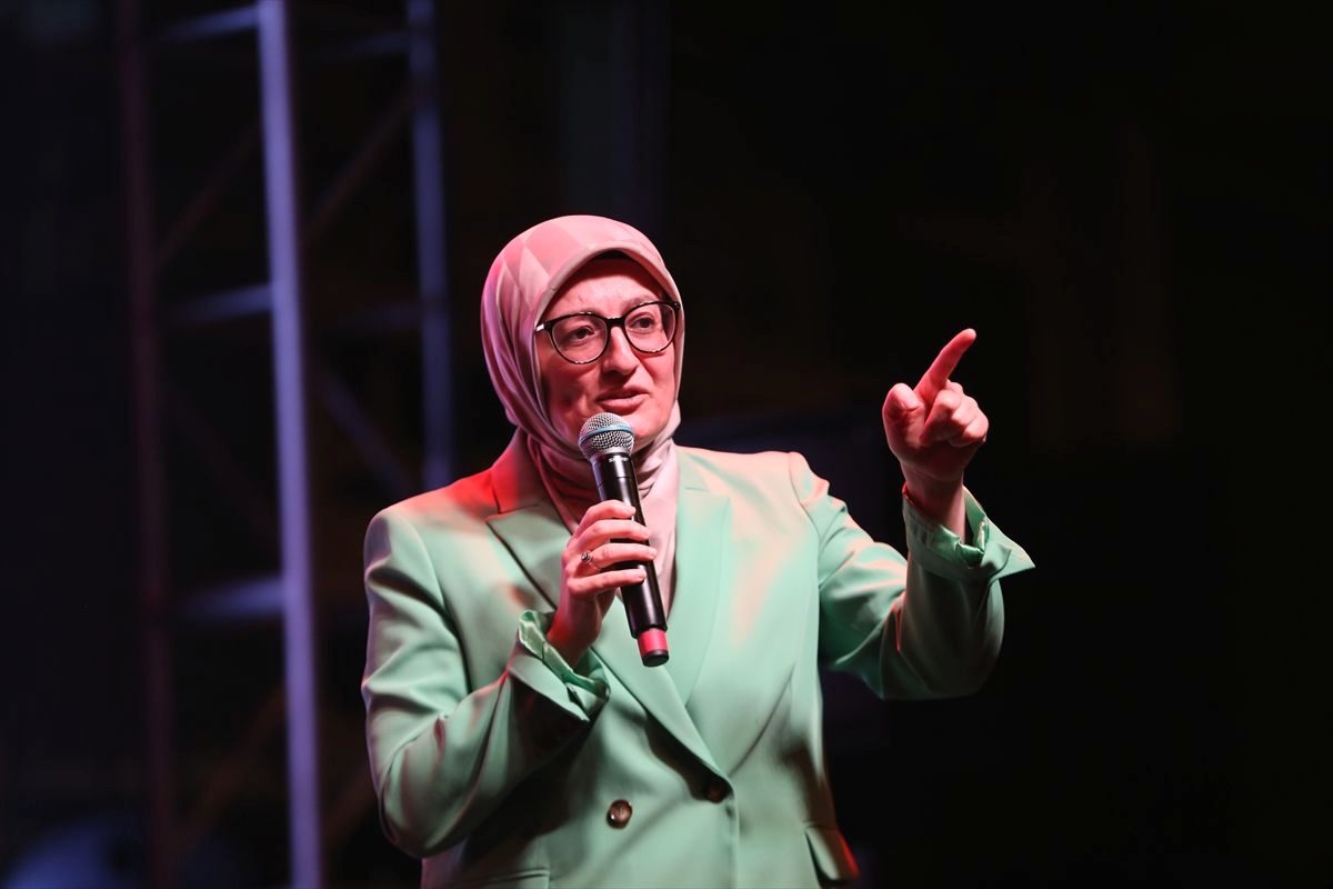 Bursa'da 15 Temmuz Demokrasi Günü etkinlikleriyle demokrasiye olan bağlılığımızı kutluyor,