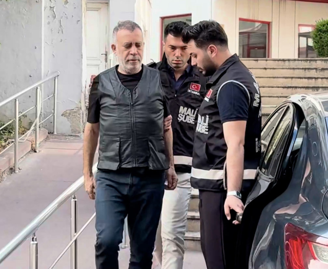Bursa'da Ahbap Derneği'ne Operasyon