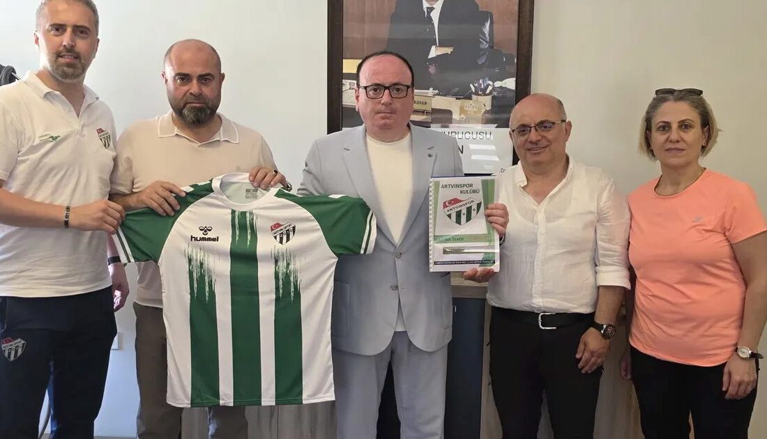 Bursa'da Artvinspor Kadın Voleybol Takımı'nın hazırlıkları hakkında detaylar, etkinlikler ve