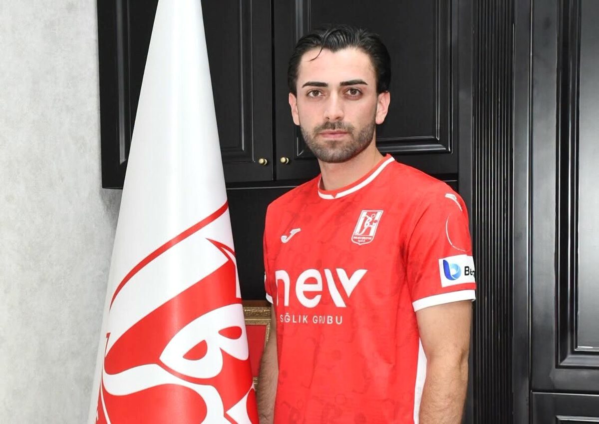 Bursa'da Balıkesirspor transferi resmi olarak tamamlandı. Detaylar ve güncel bilgiler