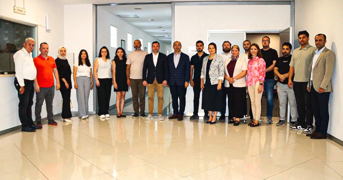 Bursa'da gerçekleştirilen başarılı ihracat projesi toplantısında sektör liderleri bir araya