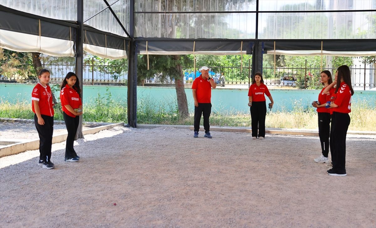 Bursa'da düzenlenen Bocce şampiyonaları, ikinci kez yükseklerde gerçekleştirildi ve büyük