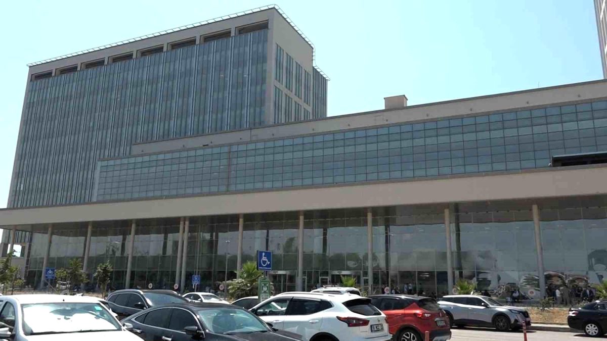 Bursa'da CHP'li Belediye Başkanı'nın davası başladı. Gelişmeleri ve davanın detaylarını