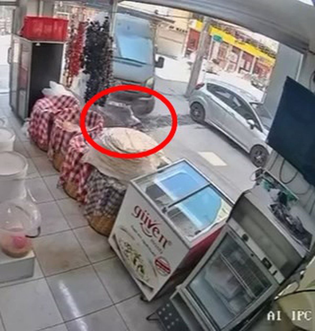 Bursa'da yaşanan çocuk kazasında minibüs çarpması sonucu olayın detayları, kazanın