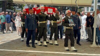 Bursa'da dağcı Yüksel Işık'ın cenazesi sevgi ve saygıyla toprağa verildi.