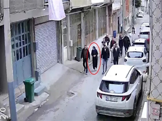 Bursa'da Emekli Polis Eşini Şiddetle Öldürdü