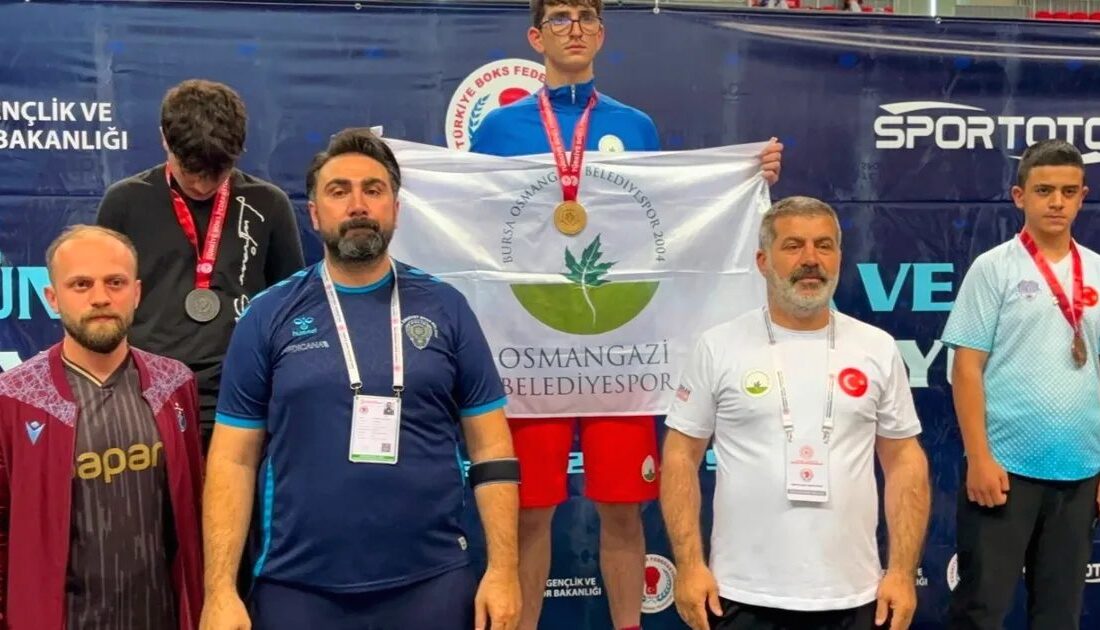 Bursa'da genç boksör Muhammet Gümüş, önemli bir başarı elde ederek