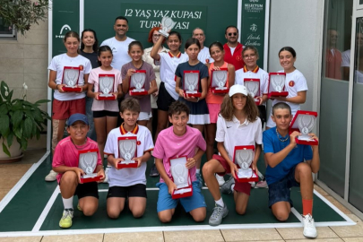 Bursa'da Genç Tennisçinin Başarısı