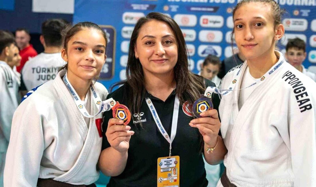 Bursa'da gençler arası Yıldızlar Avrupa Kupası'nın başarılarını ve derece detaylarını