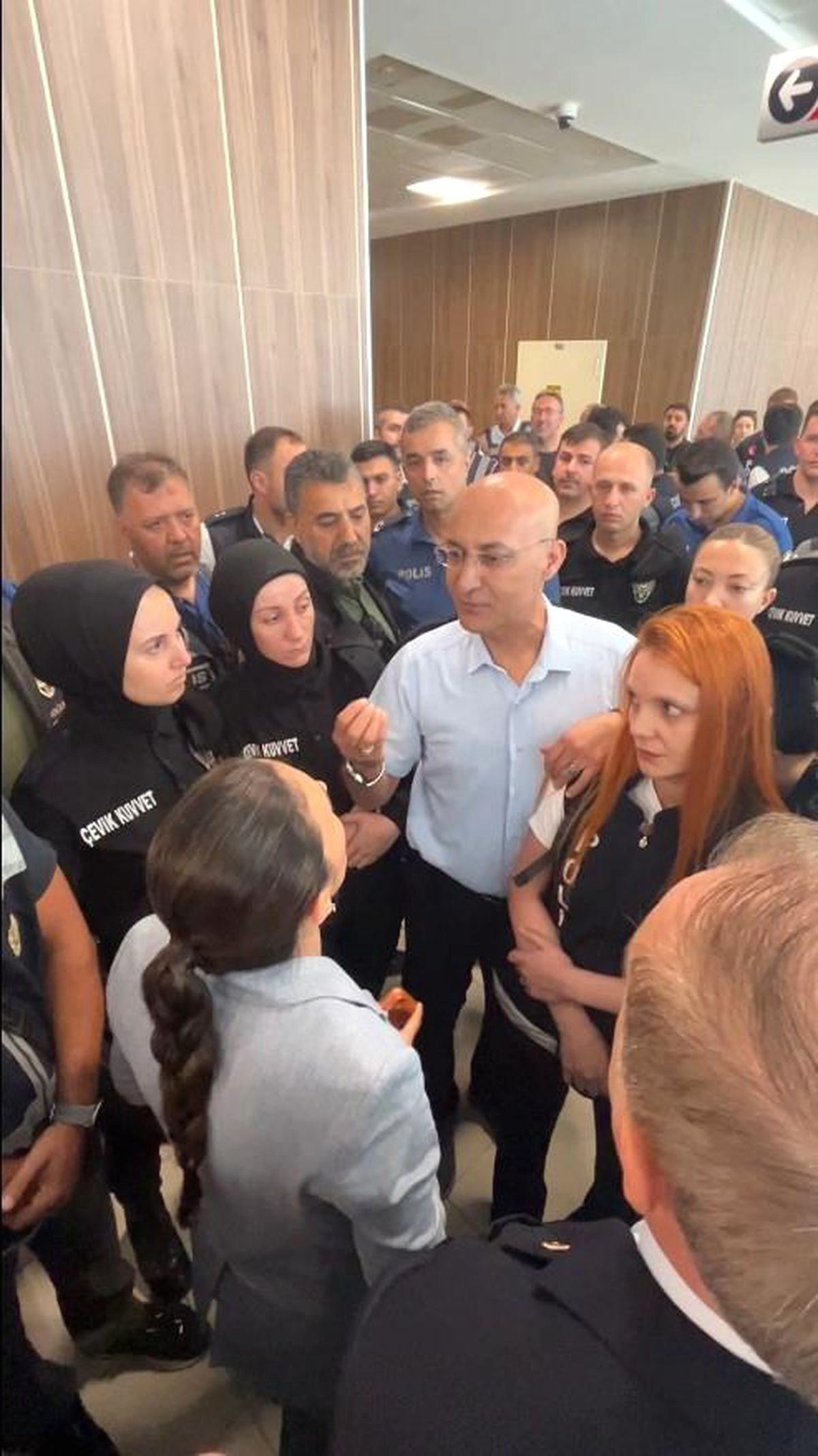 Bursa'da hakim karşısına çıkan başkanlar ve sanıkların duruşma detayları, yasal