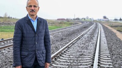 Bursa'da hızlı tren çalışmaları son aşamaya ulaşmıştır. Bölgenin ulaşım altyapısında