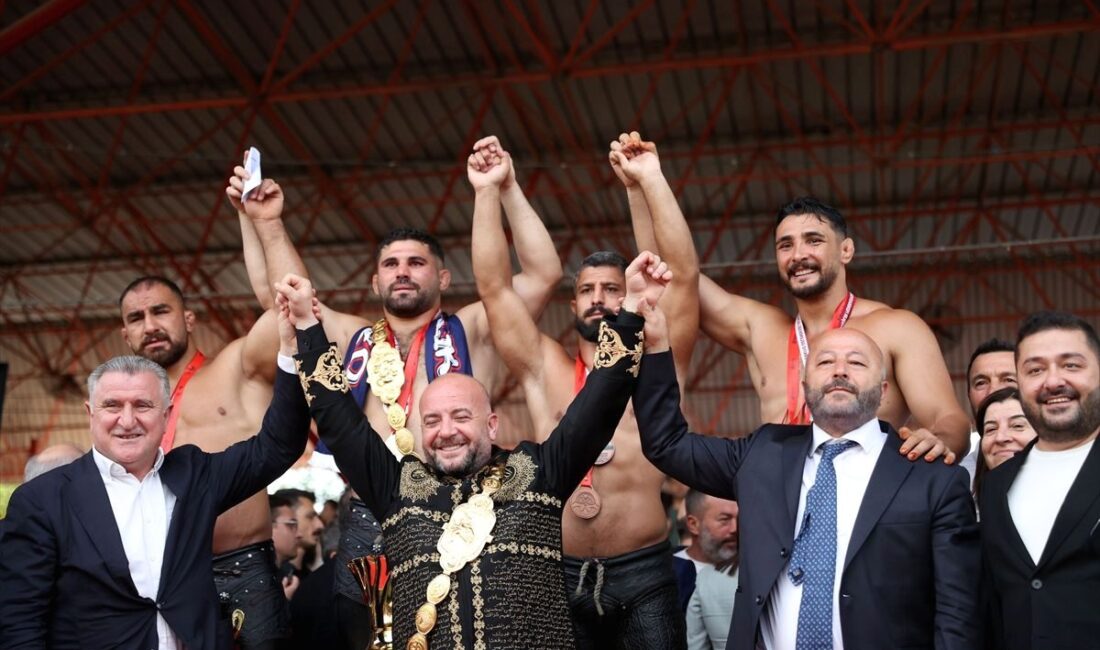 Bursa'da Kırkpınar Güreşleri Zaferi hakkında detaylar, tarihi önemi ve heyecan