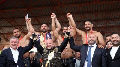 Bursa'da Kırkpınar Güreşleri Zaferi hakkında detaylar, tarihi önemi ve heyecan