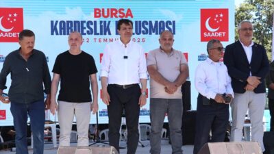 Bursa'da düzenlenen Milli Görüş Kardeşlik Buluşması, birlik ve beraberliğin pekiştiği