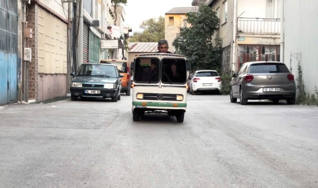 Bursa'da minyatür otobüs koleksiyonları ve etkinlikleri hakkında detaylı bilgi. Otobüs