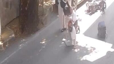 Bursa'da gerçekleşen motosiklet kazasının güvenlik kamerası kaydını izleyin. Olayın detayları