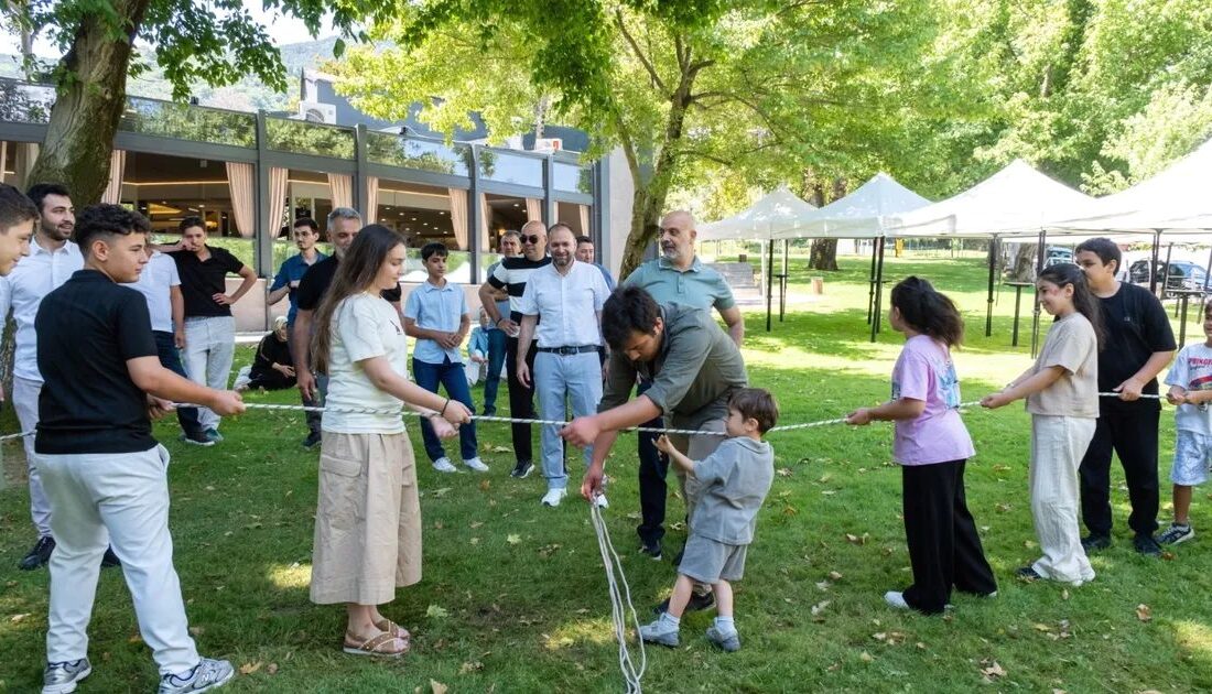 Bursa'da gerçekleştirilen MÜSİAD Aile Günü Etkinliği ile aile bağlarını güçlendirin,