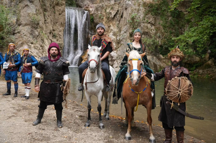 Bursa'da Nilüfer Hatun Düğünü Kutlamaları