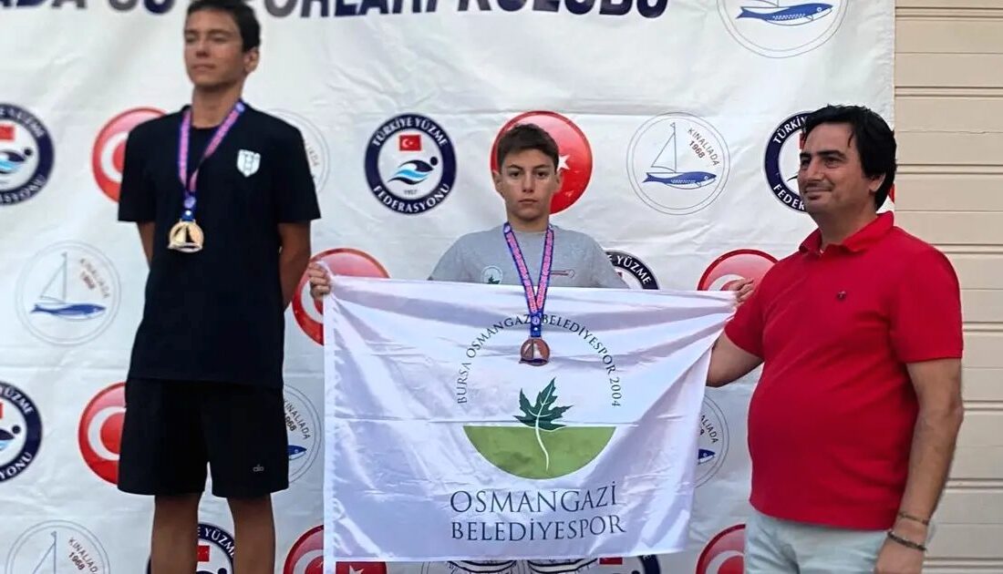 Bursa'da gerçekleşen Prens Adaları Yüzme Yarışları, başarılı sporcular ile heyecan