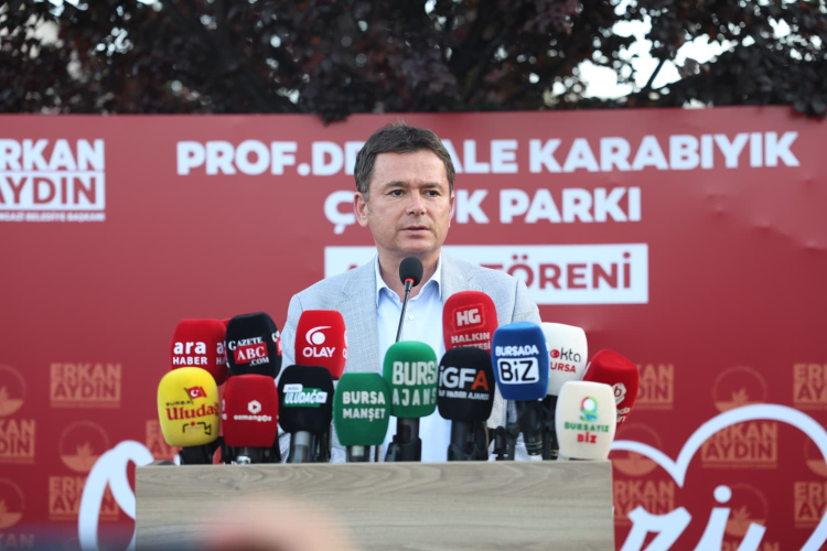 Bursa'da Prof. Dr. Lale Karabıyık Parkı Açıldı