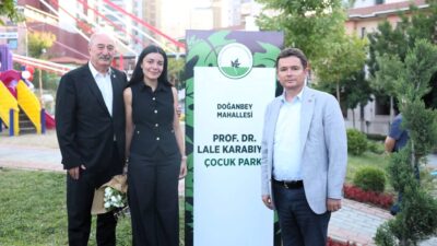 Bursa'da Prof. Dr. Lale Karabıyık Parkı resmi açılışıyla hizmete girdi.