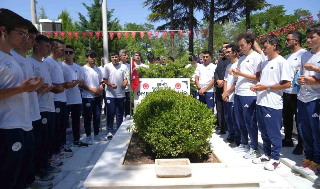 Bursa'da meydana gelen trafik kazasında bir sürücü yaralandı. Olay yerine