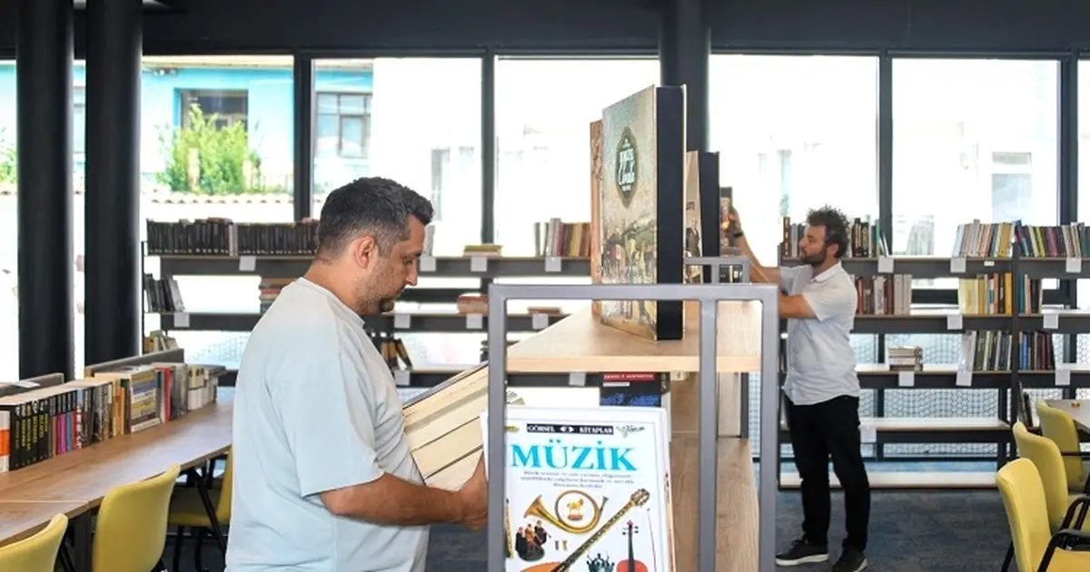 Bursa'da yeni açılan Medeniyetler Kütüphanesi, kültürel zenginlikleriyle eğitim ve araştırma