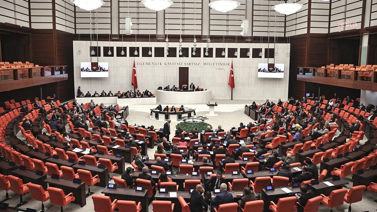 Bursa'da yeni parti seçimleri gerçekleştirildi. Resmi sonuçlar ve detaylar haberimizde.