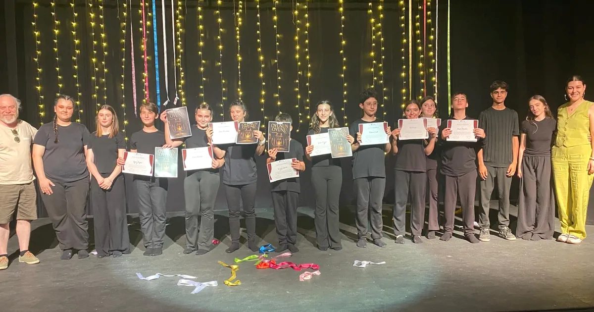 Bursa'da yeni tiyatro oyunu tanıtımıyla ilgili detaylar, oyuncu kadrosu ve