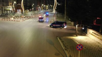 Bursa'daki operasyonda uyuşturucu tacirlerine karşı düzenlenen eş zamanlı baskınlarda birçok