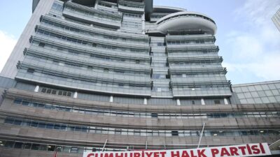CHP, 8 ilde önemli görevden alma kararları aldı. detaylar ve