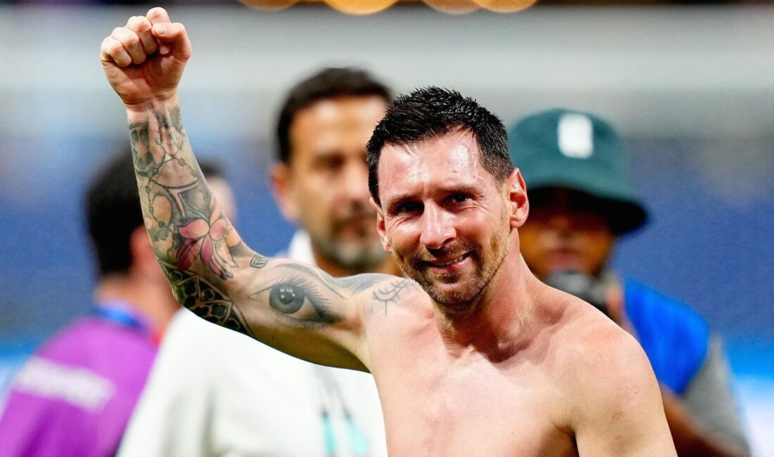 Dünya Kupasında Messi'nin tarihi rekorları ve duygusal anlarını keşfedin. Futbol