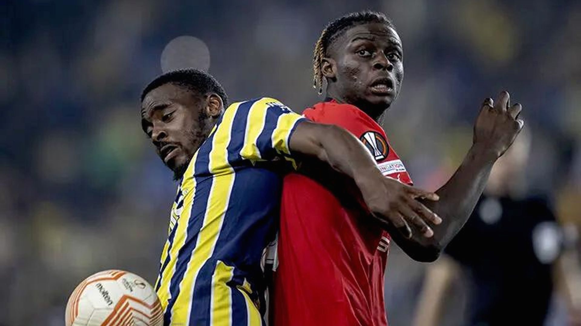 Galatasaray, Burnleyli Ugochukwu'nun transferinde hız keserek, gelişmeleri ve detayları 160